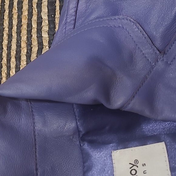 PAMELA MCCOY LEATHER BLAZERS (2) - Picture 7 of 16